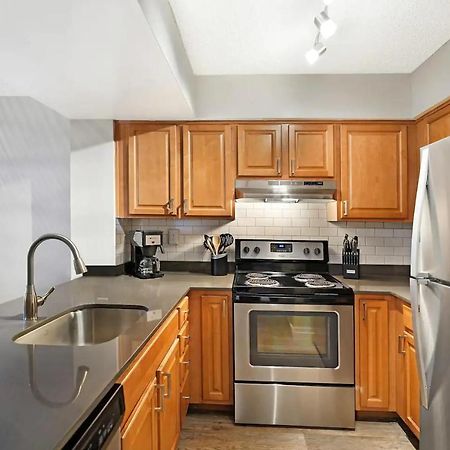 Dharma Home Suites Dania Beach At Sheridan Ocean Club Екстер'єр фото