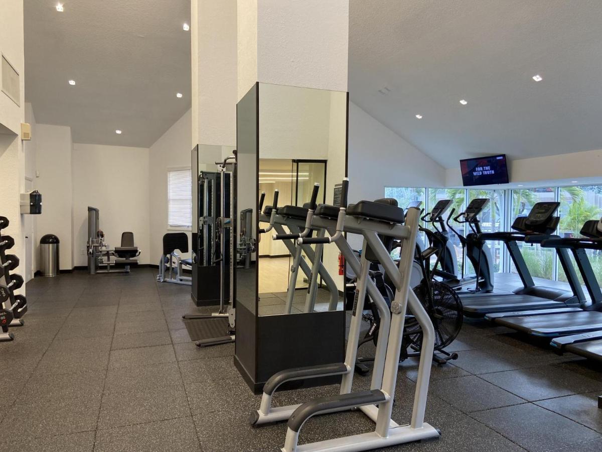 Dharma Home Suites Dania Beach At Sheridan Ocean Club Екстер'єр фото