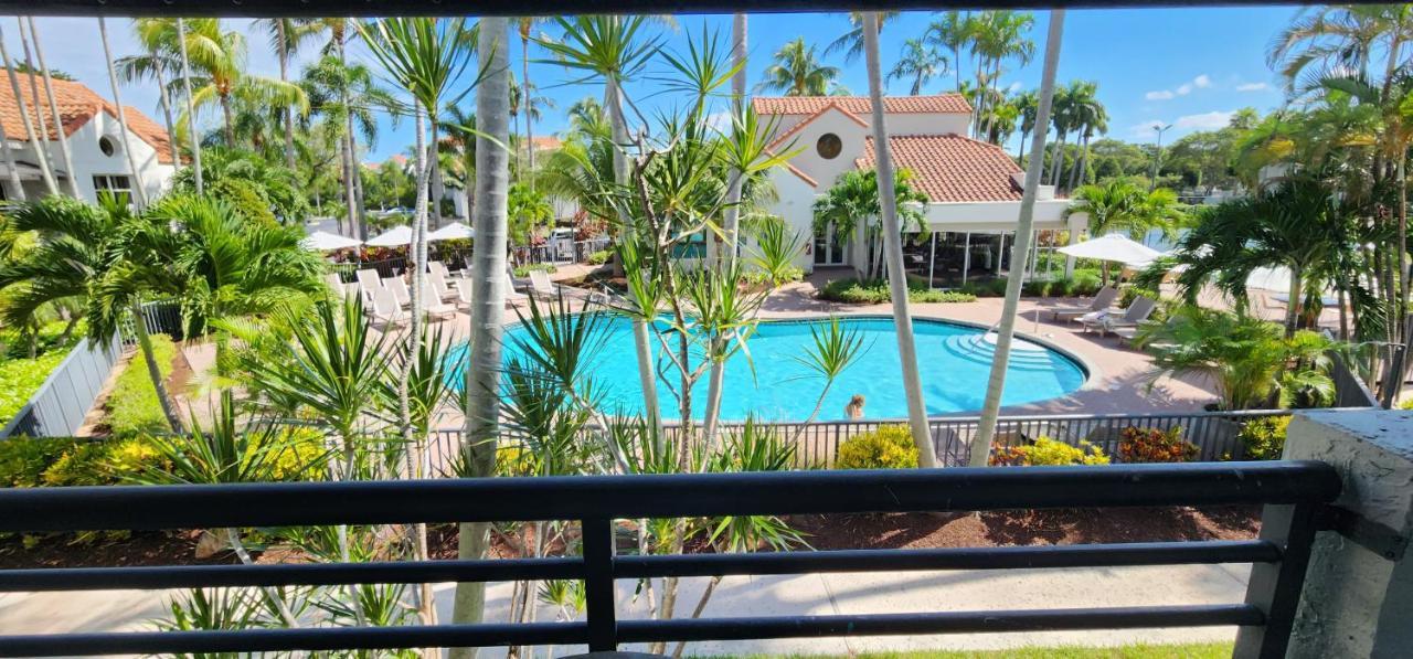Dharma Home Suites Dania Beach At Sheridan Ocean Club Екстер'єр фото