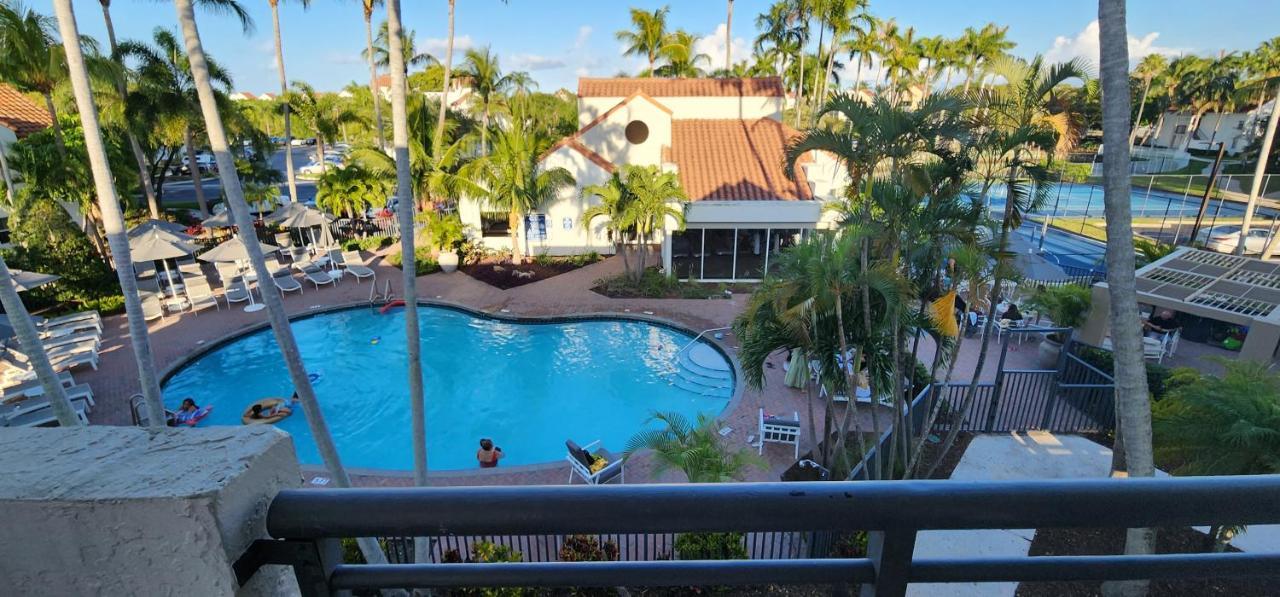 Dharma Home Suites Dania Beach At Sheridan Ocean Club Екстер'єр фото