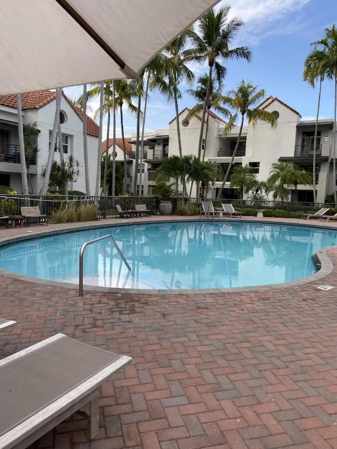 Dharma Home Suites Dania Beach At Sheridan Ocean Club Екстер'єр фото