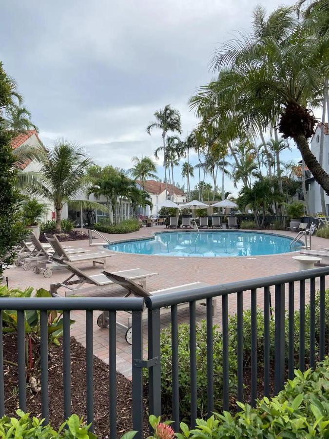 Dharma Home Suites Dania Beach At Sheridan Ocean Club Екстер'єр фото