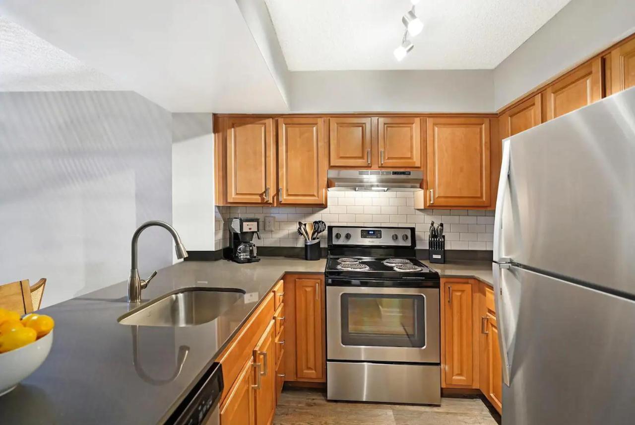 Dharma Home Suites Dania Beach At Sheridan Ocean Club Екстер'єр фото