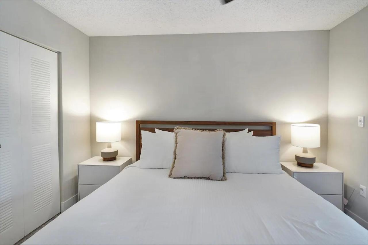 Dharma Home Suites Dania Beach At Sheridan Ocean Club Екстер'єр фото