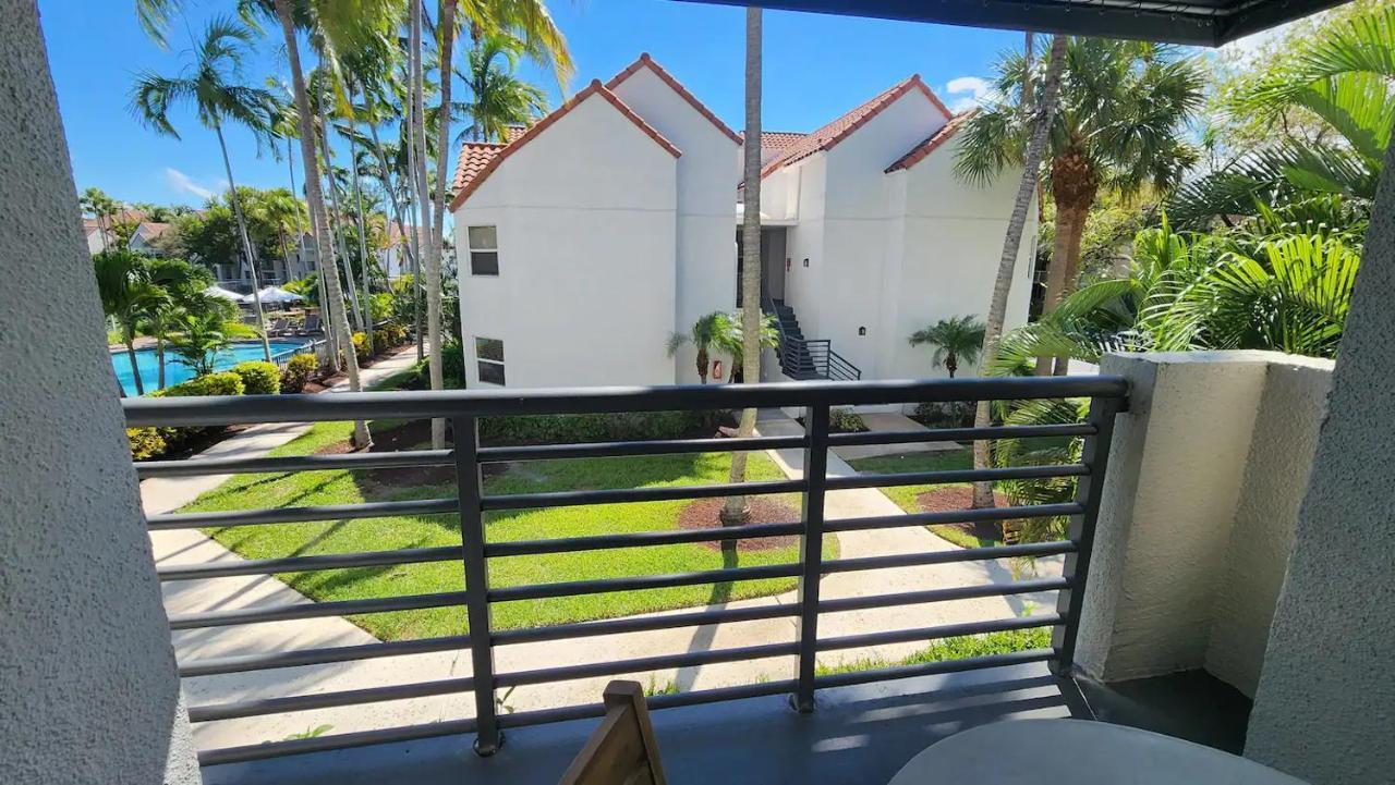 Dharma Home Suites Dania Beach At Sheridan Ocean Club Екстер'єр фото